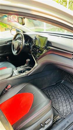 تۆیۆتا کامری